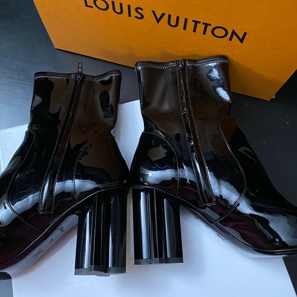 Louis Vuitton silhouette ankle boot - Picture 2 of 12